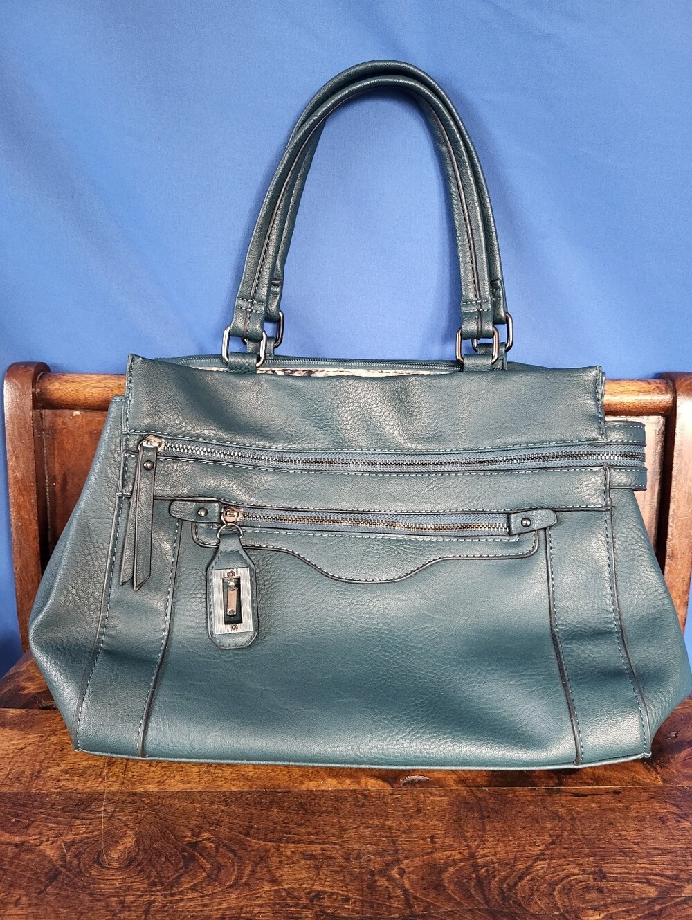 Teal Tote Handbag Faux Leather Lovely Lining Pockets